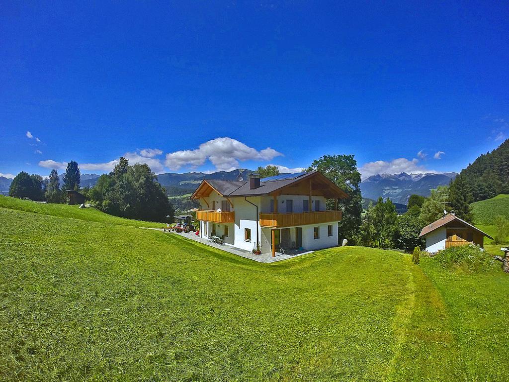 Ferienwohnungen Schlosshausl San Lorenzo di Sebato Εξωτερικό φωτογραφία